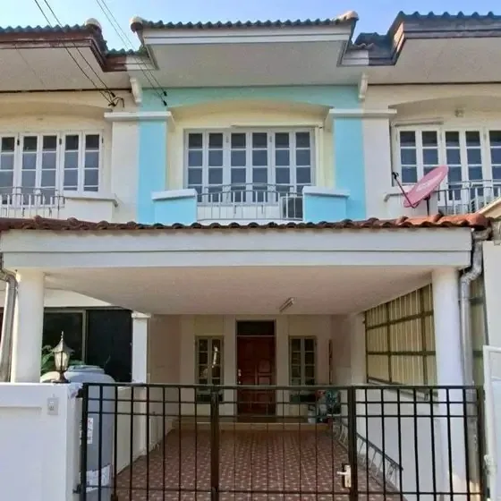 Сдаю: квартира · 2 спальни, Бангкок, Ekkamai, 17 500 THB/мес
