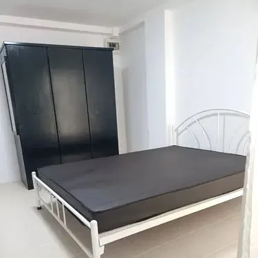 Сдаю: комната · 26 м2, Бангкок, 6 000 THB/мес