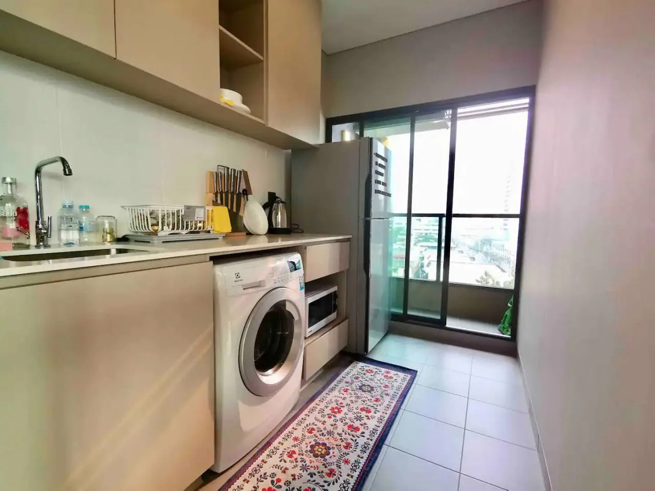 Сдаю: квартира · 2 спальни · 86 м2, Бангкок, 820 USD/мес