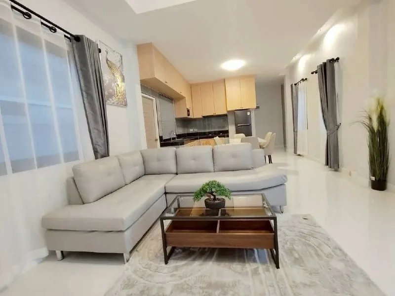 Сдаю: вилла · 3 спальни, Паттайя, 65 000 THB/мес