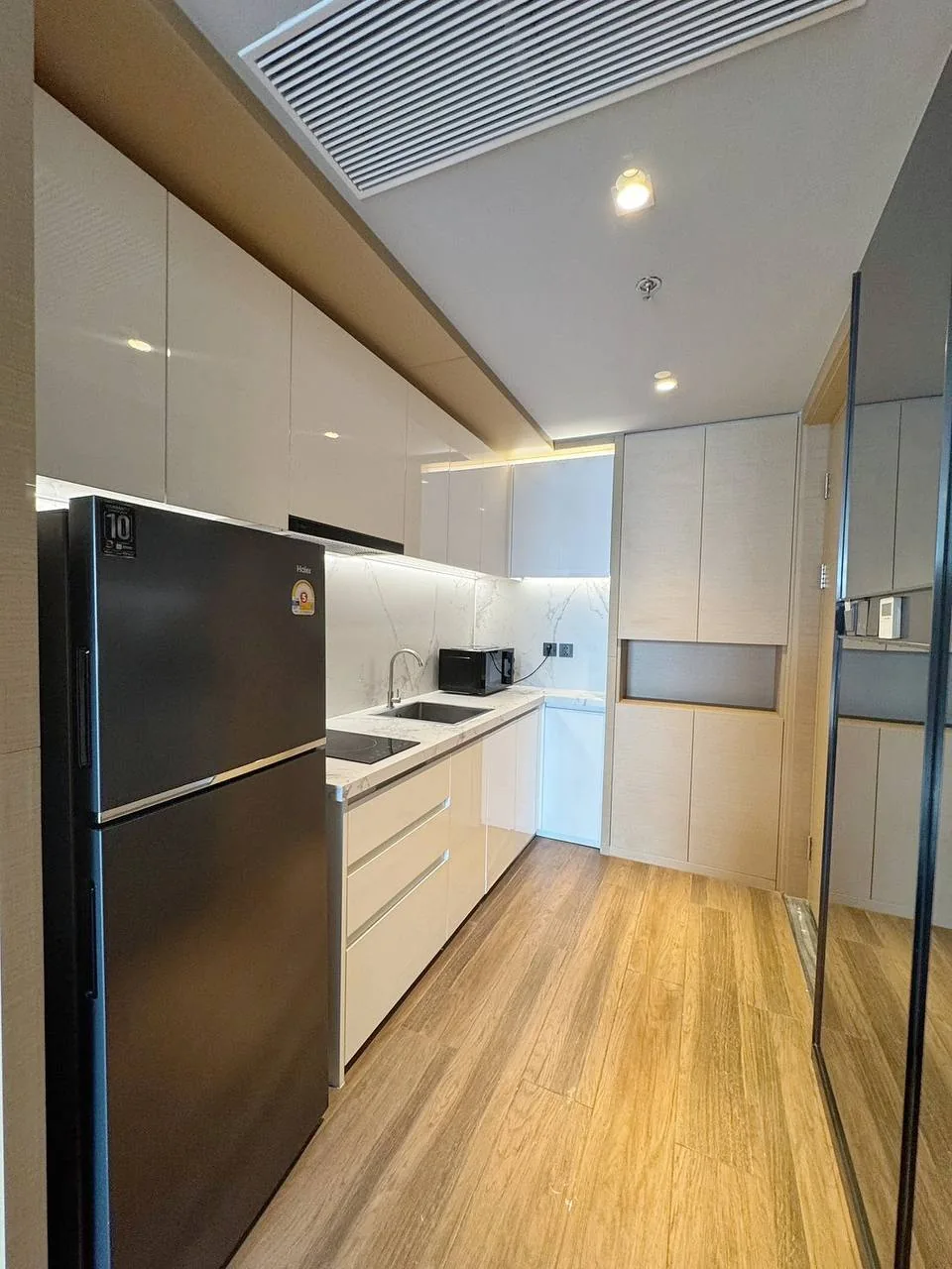 Rental listing photo in Thailand Rental listing photo in Thailand