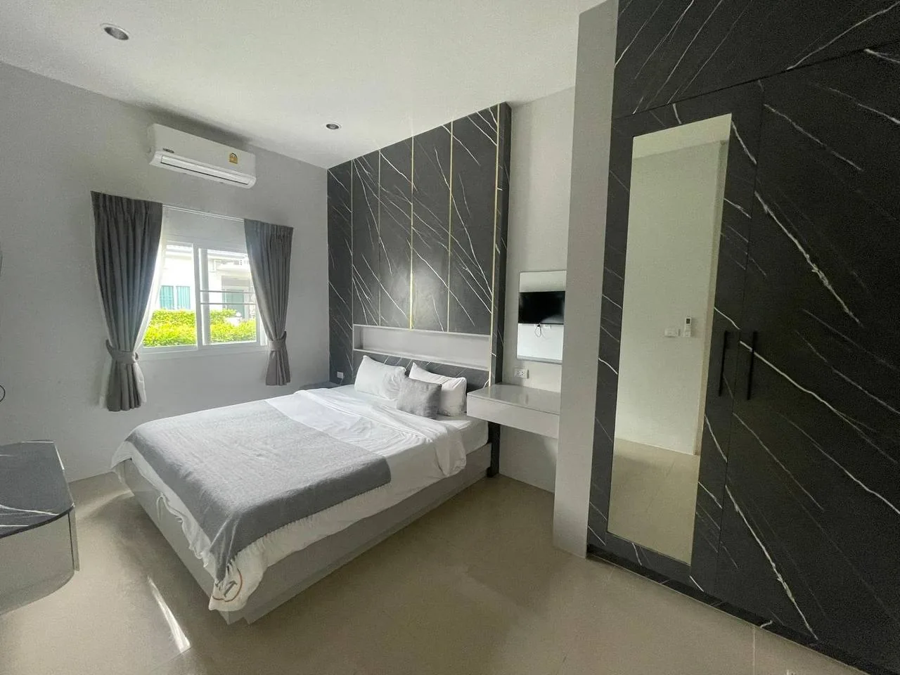 Rental listing photo in Thailand Rental listing photo in Thailand