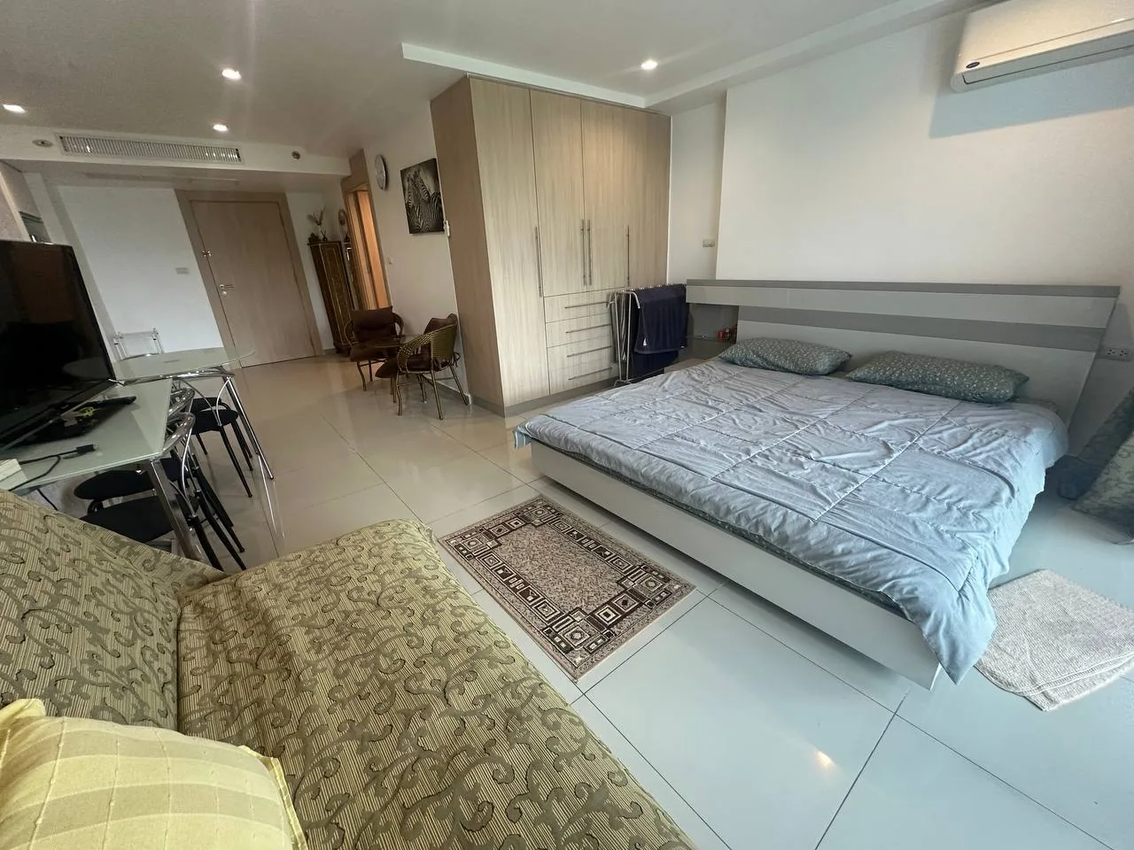 Rental listing photo in Thailand Rental listing photo in Thailand