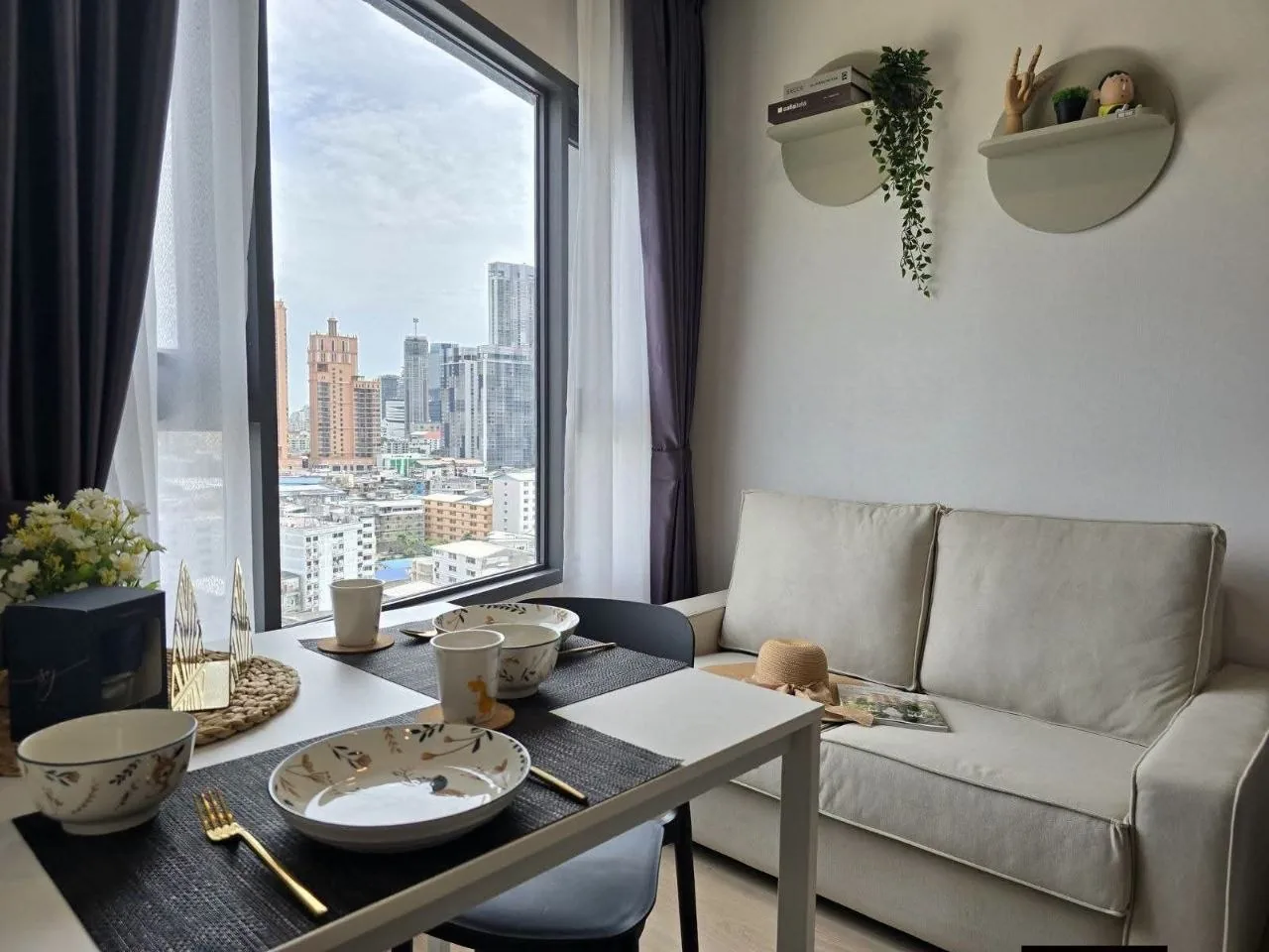 Фото объявления: кондо · 30 м2, Бангкок, Asoke Сдаю: кондо · 30 м2, Бангкок, Asoke, 20 000 THB