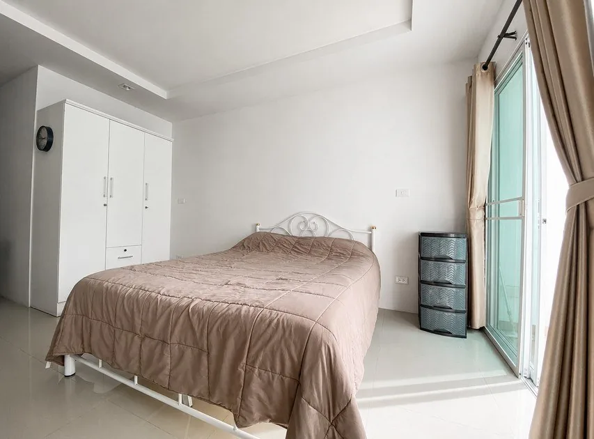 Rental listing photo in Thailand Rental listing photo in Thailand
