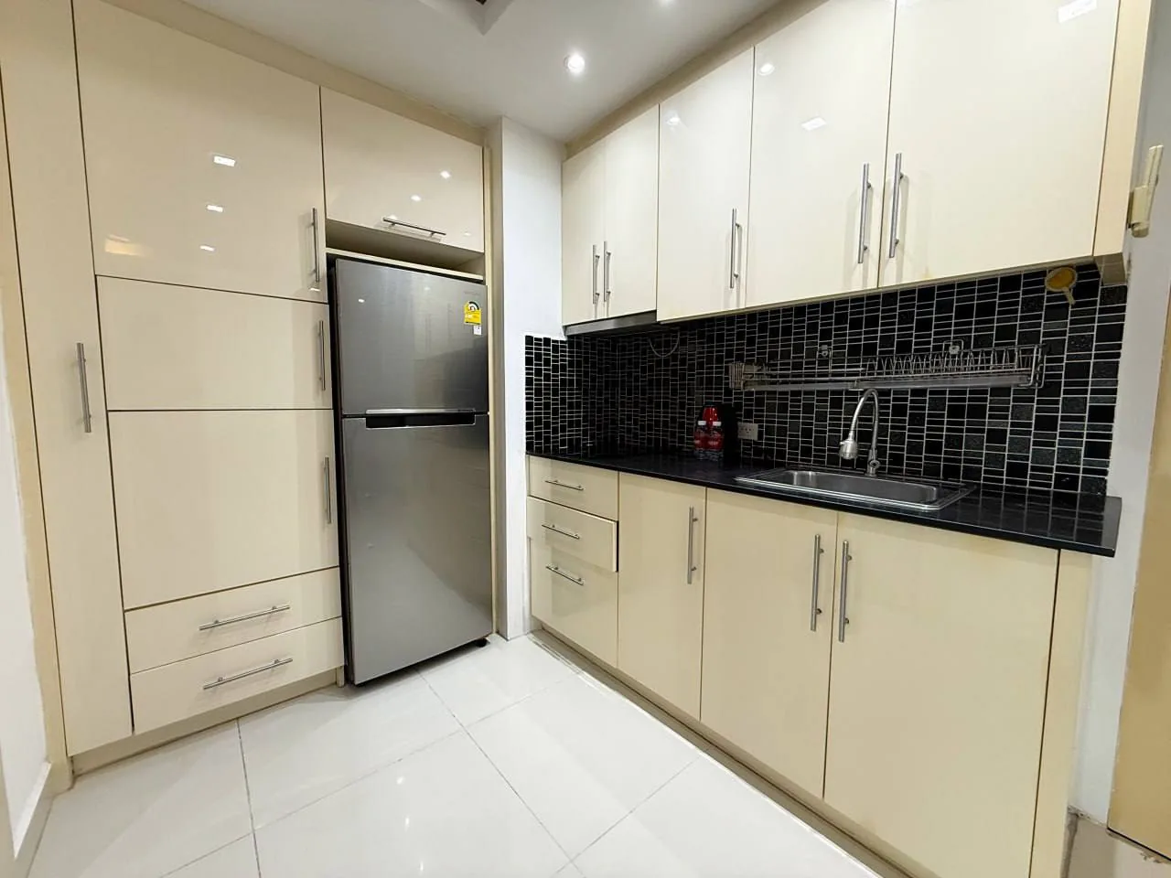 Rental listing photo in Thailand Rental listing photo in Thailand