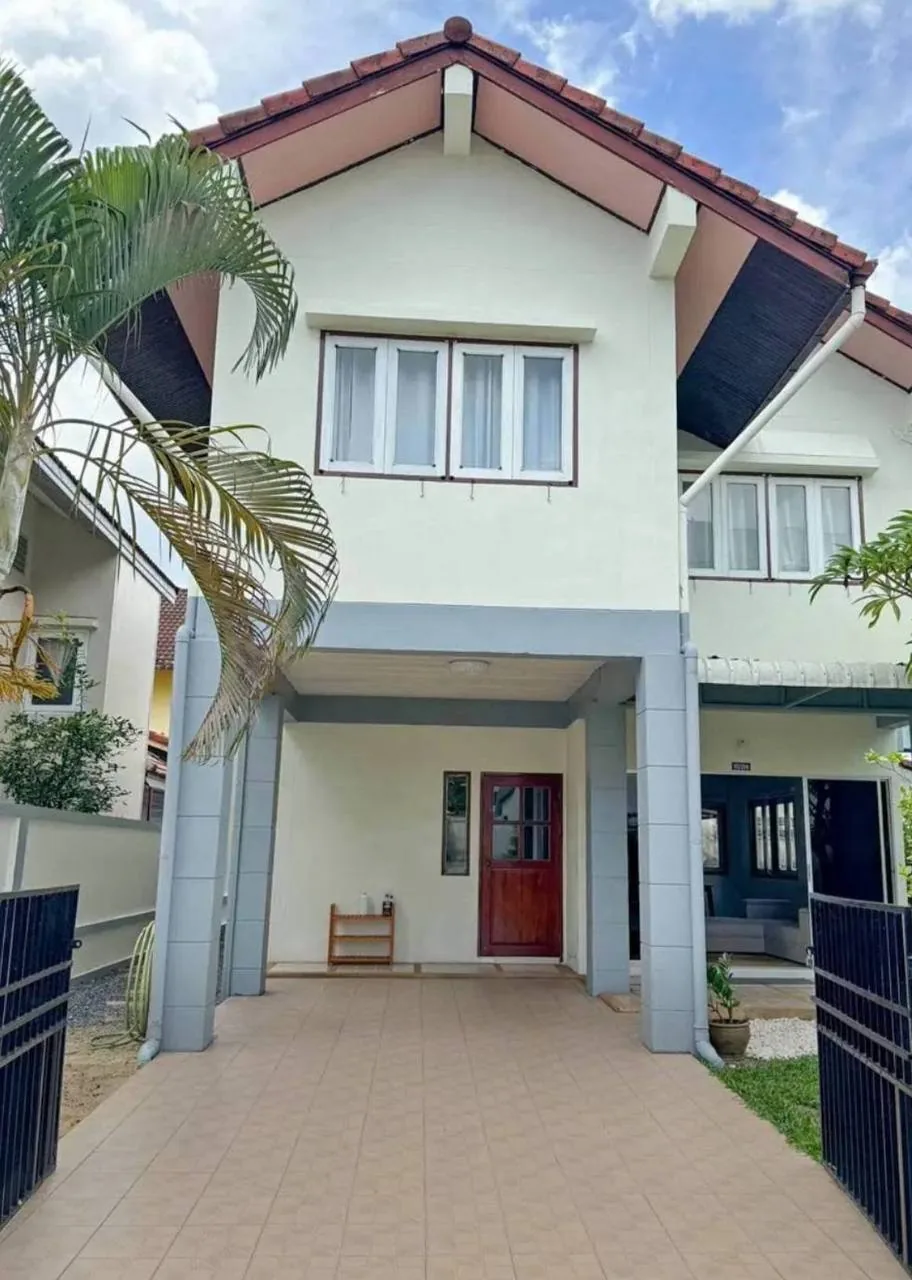 Rental listing photo in Thailand Rental listing photo in Thailand
