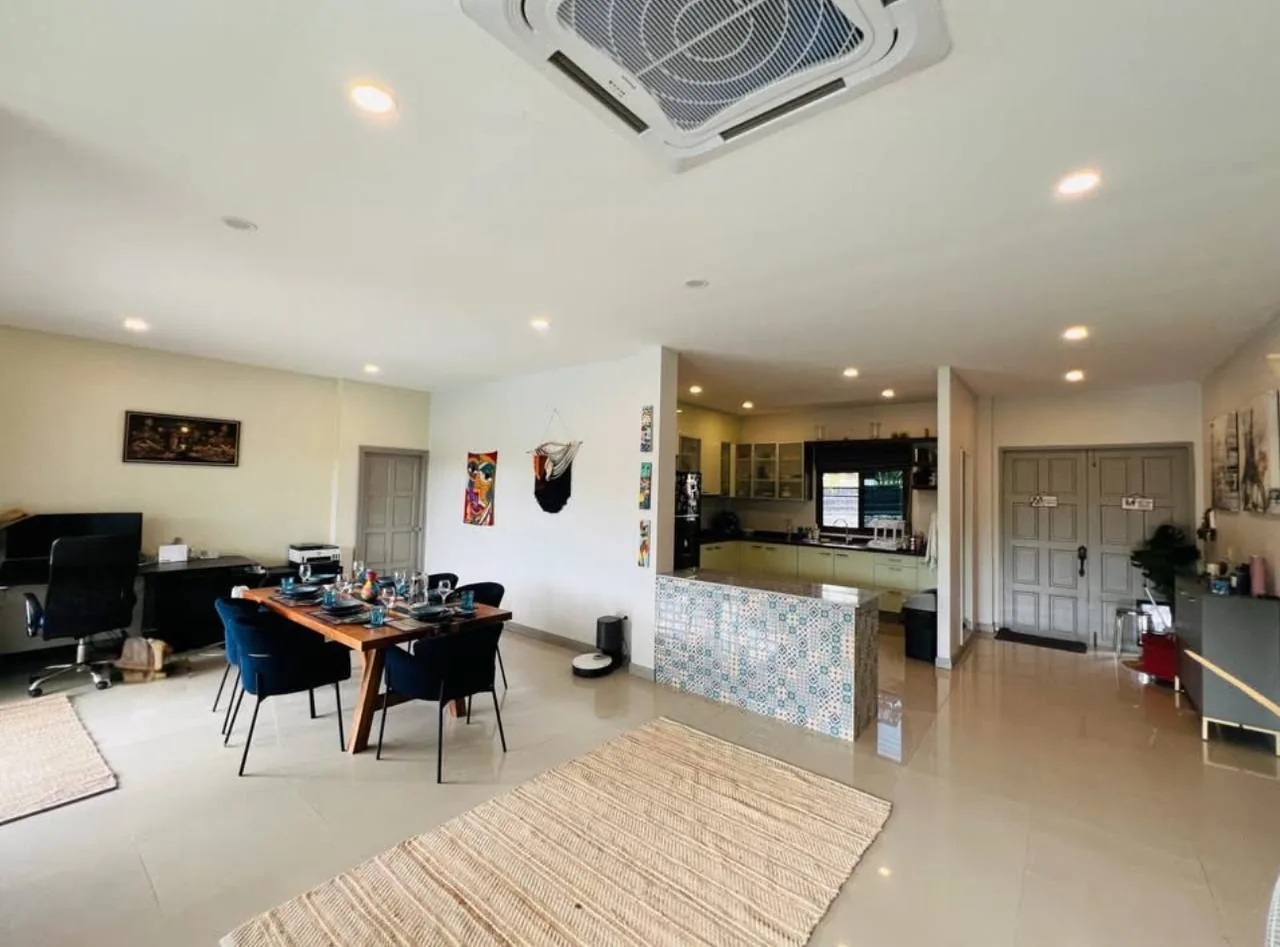 Rental listing photo in Thailand Rental listing photo in Thailand