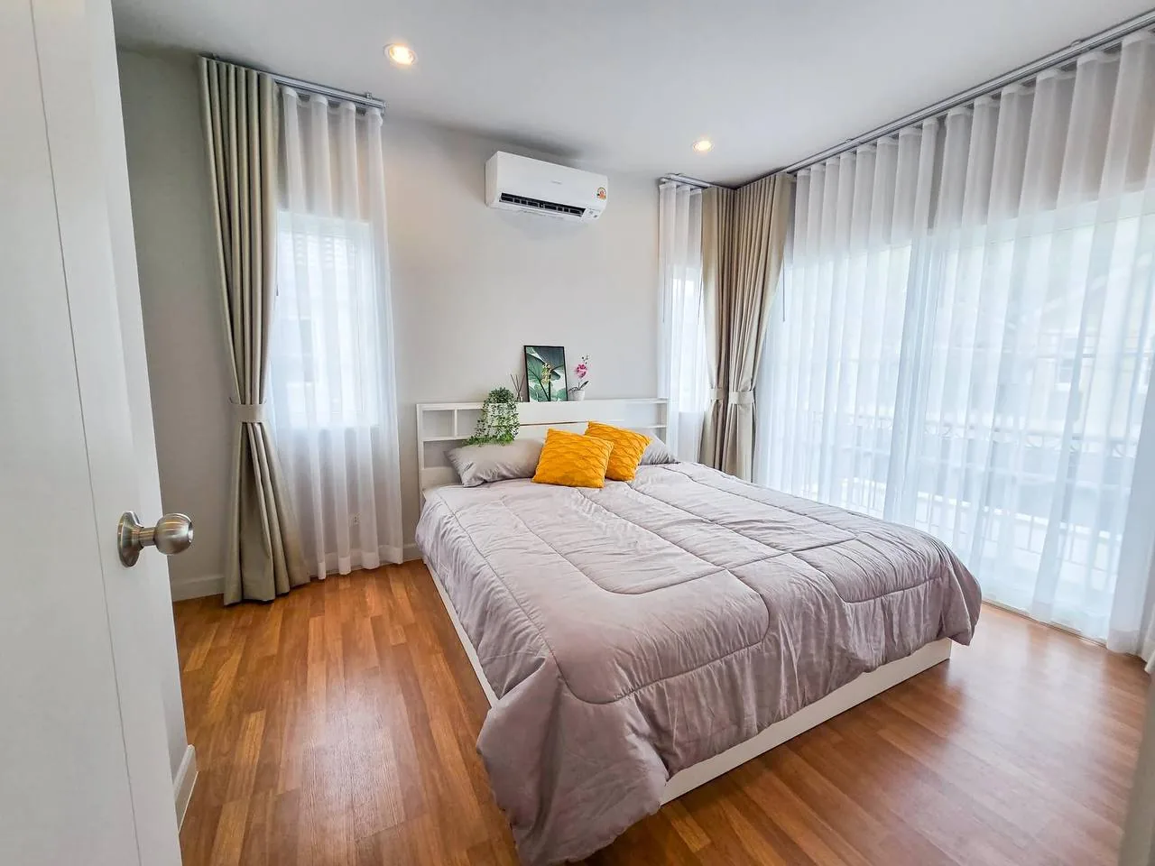 Rental listing photo in Thailand Rental listing photo in Thailand