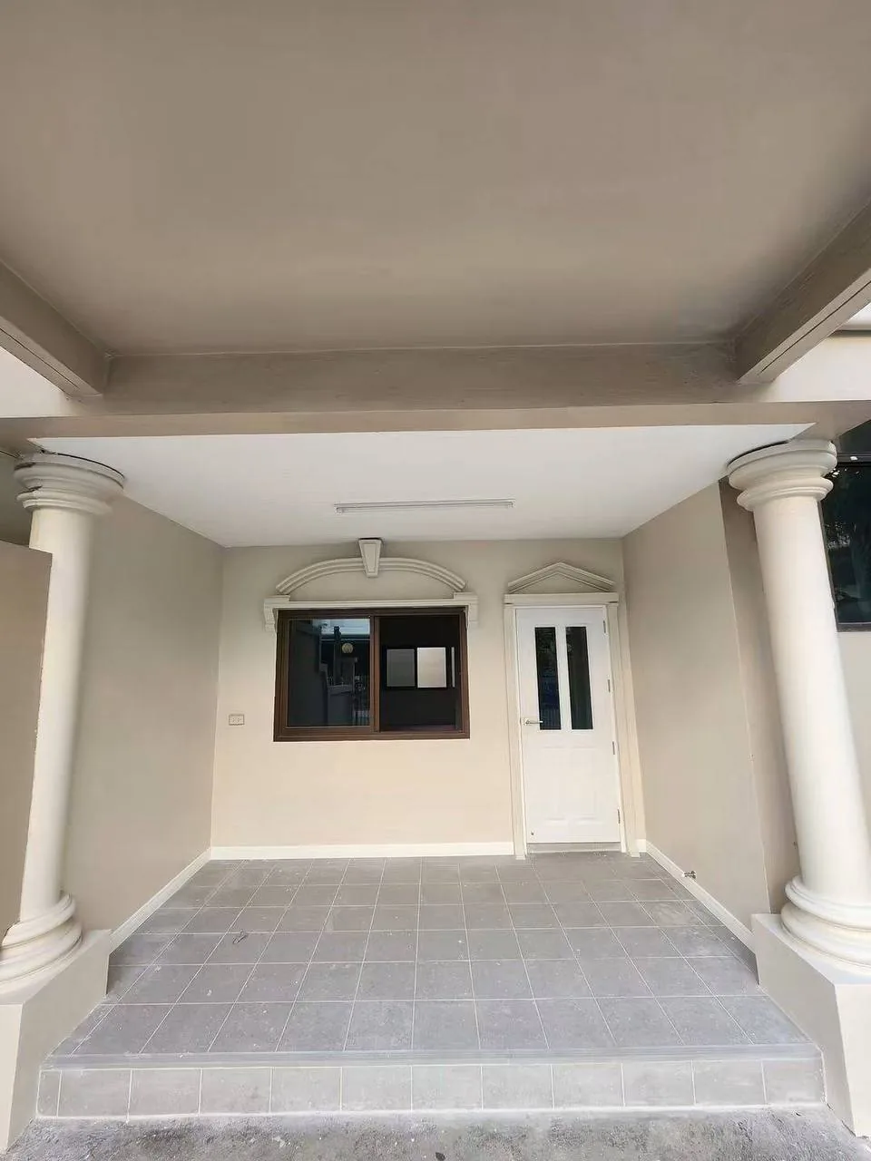 Rental listing photo in Thailand Rental listing photo in Thailand