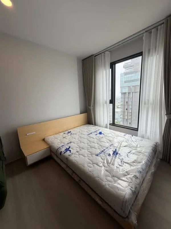 Сдаю: квартира · 1 спальня · 28 м2, Бангкок, Сукхумвит, 17 500 THB/мес