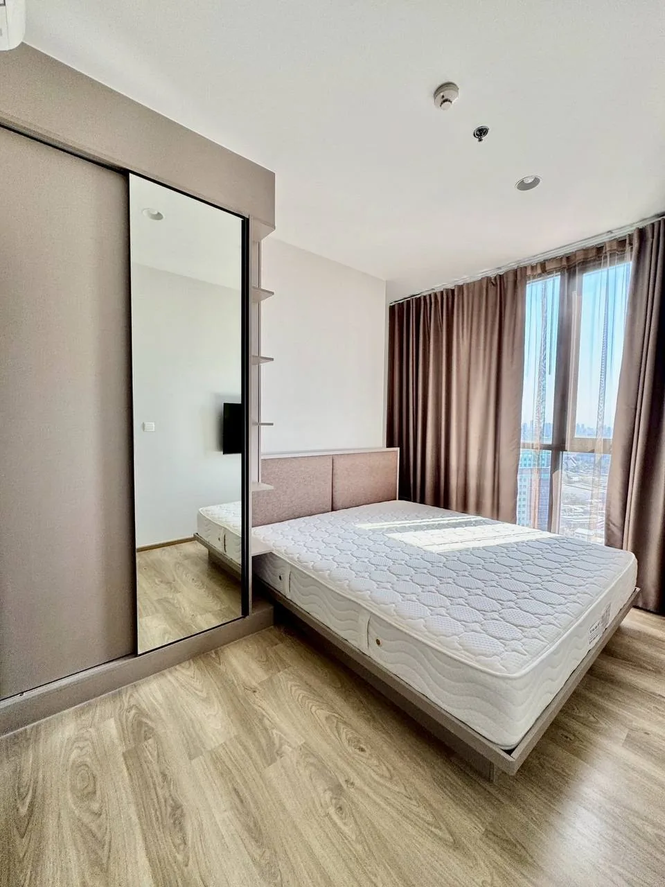 Сдаю: квартира · 2 спальни · 49.88 м2, Бангкок, Thong Lo, 38 000 THB/мес
