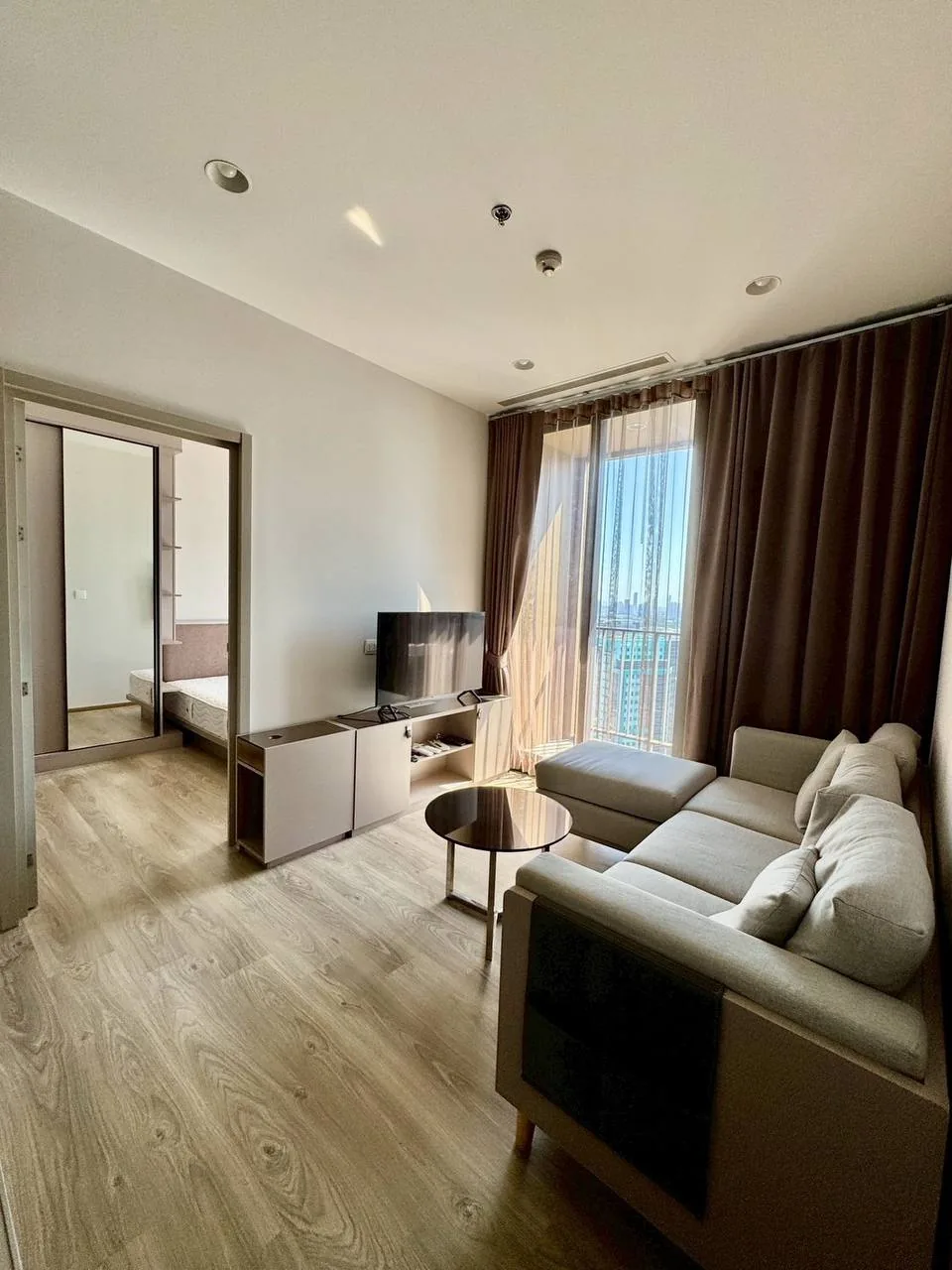 Сдаю: квартира · 2 спальни · 49.88 м2, Бангкок, Thong Lo, 38 000 THB/мес