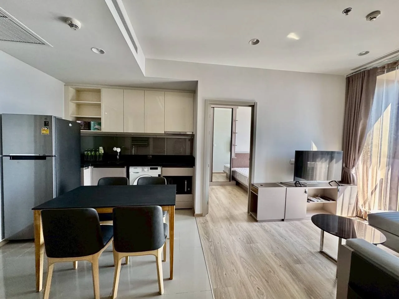 Сдаю: квартира · 2 спальни · 49.88 м2, Бангкок, Thong Lo, 38 000 THB/мес