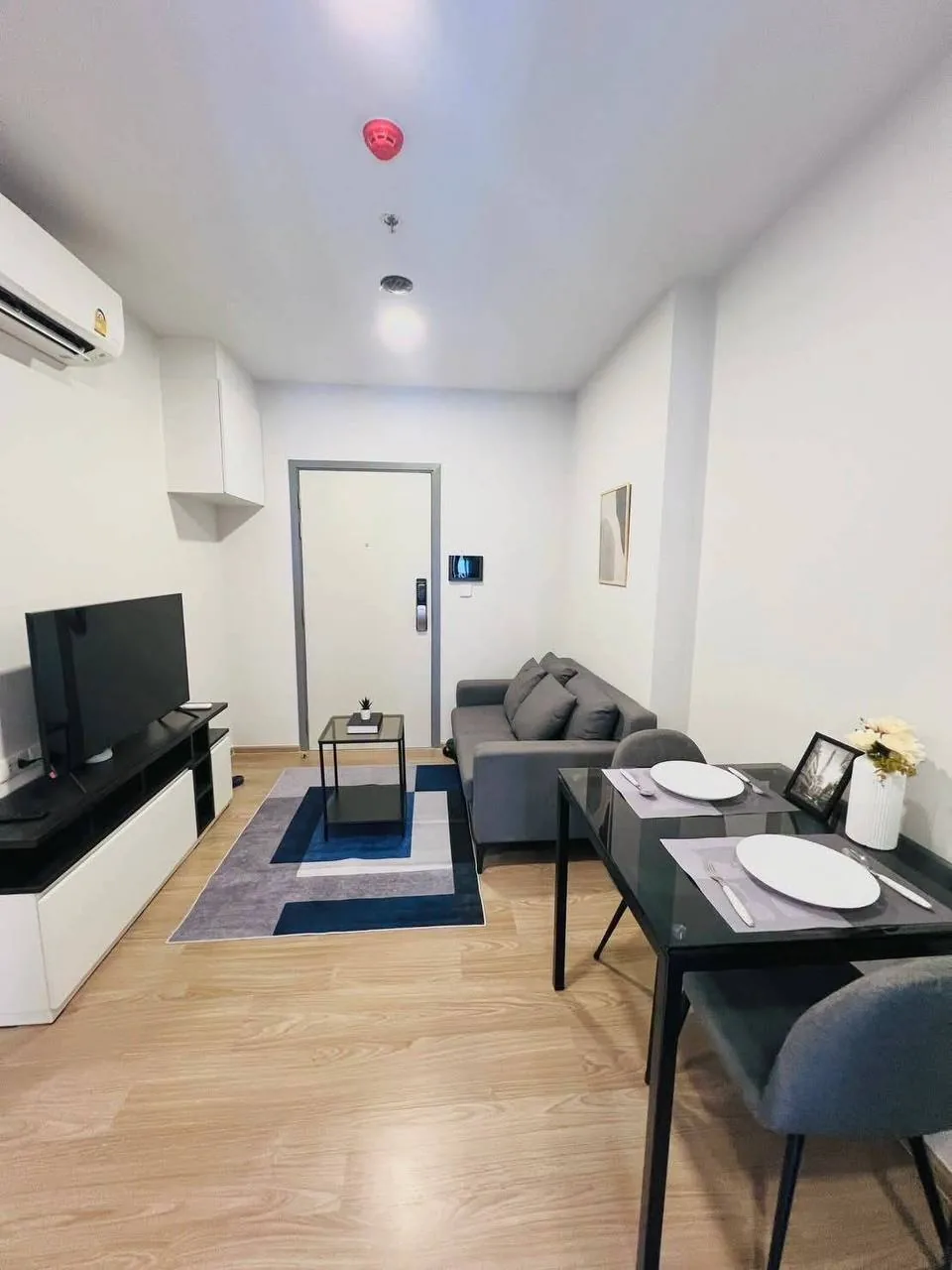 Rental listing photo in Thailand Rental listing photo in Thailand