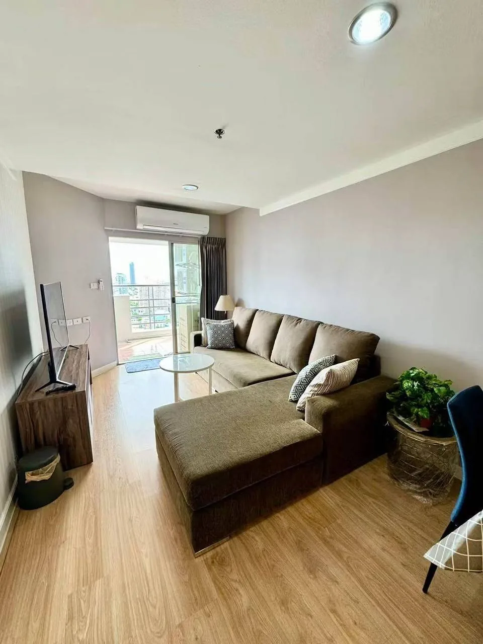 Rental listing photo in Thailand Rental listing photo in Thailand
