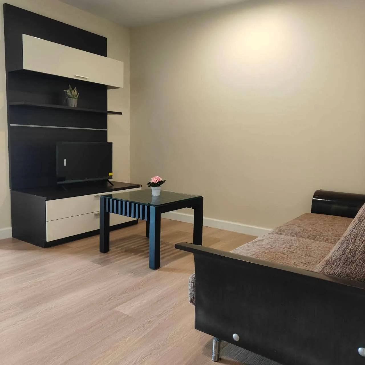Сдаю: квартира · 1 спальня · 42 м2, Бангкок, Sathorn, 8 500 THB/мес