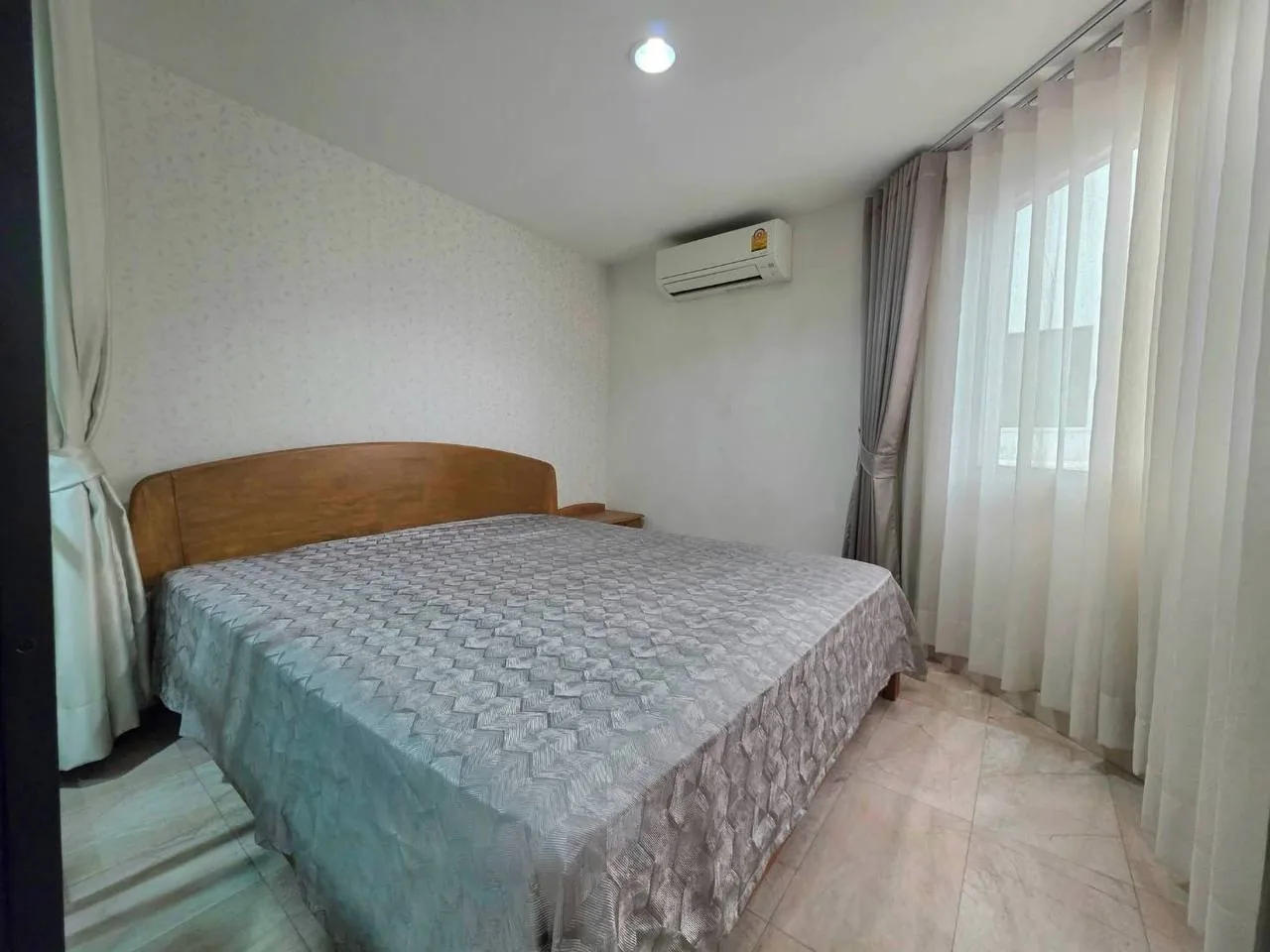 Rental listing photo in Thailand Rental listing photo in Thailand