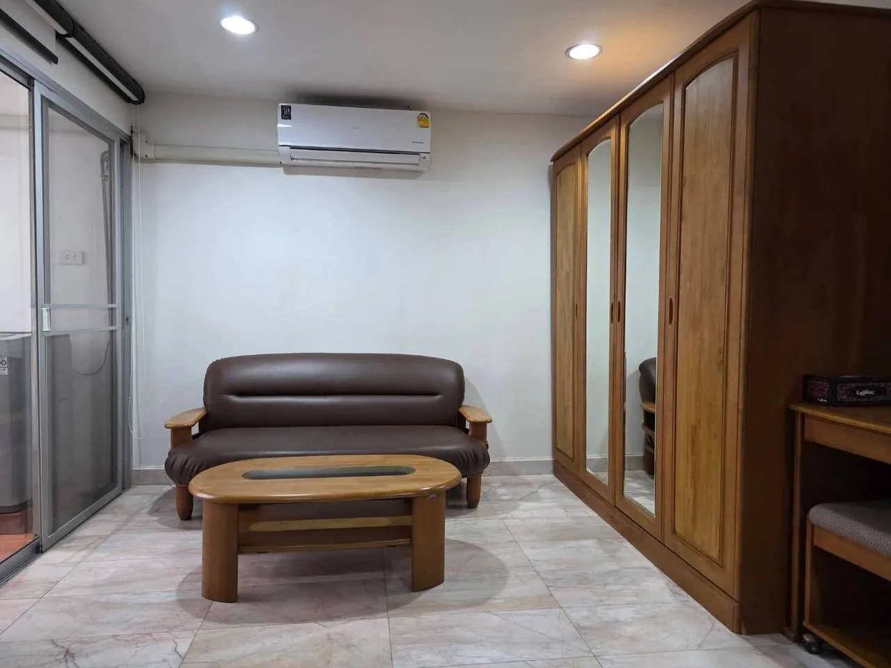 Rental listing photo in Thailand Rental listing photo in Thailand