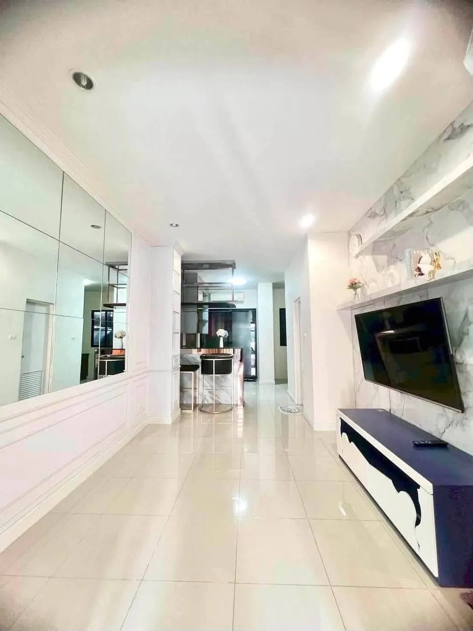 Сдаю: квартира · 3 спальни, Бангкок, 26 000 THB/мес