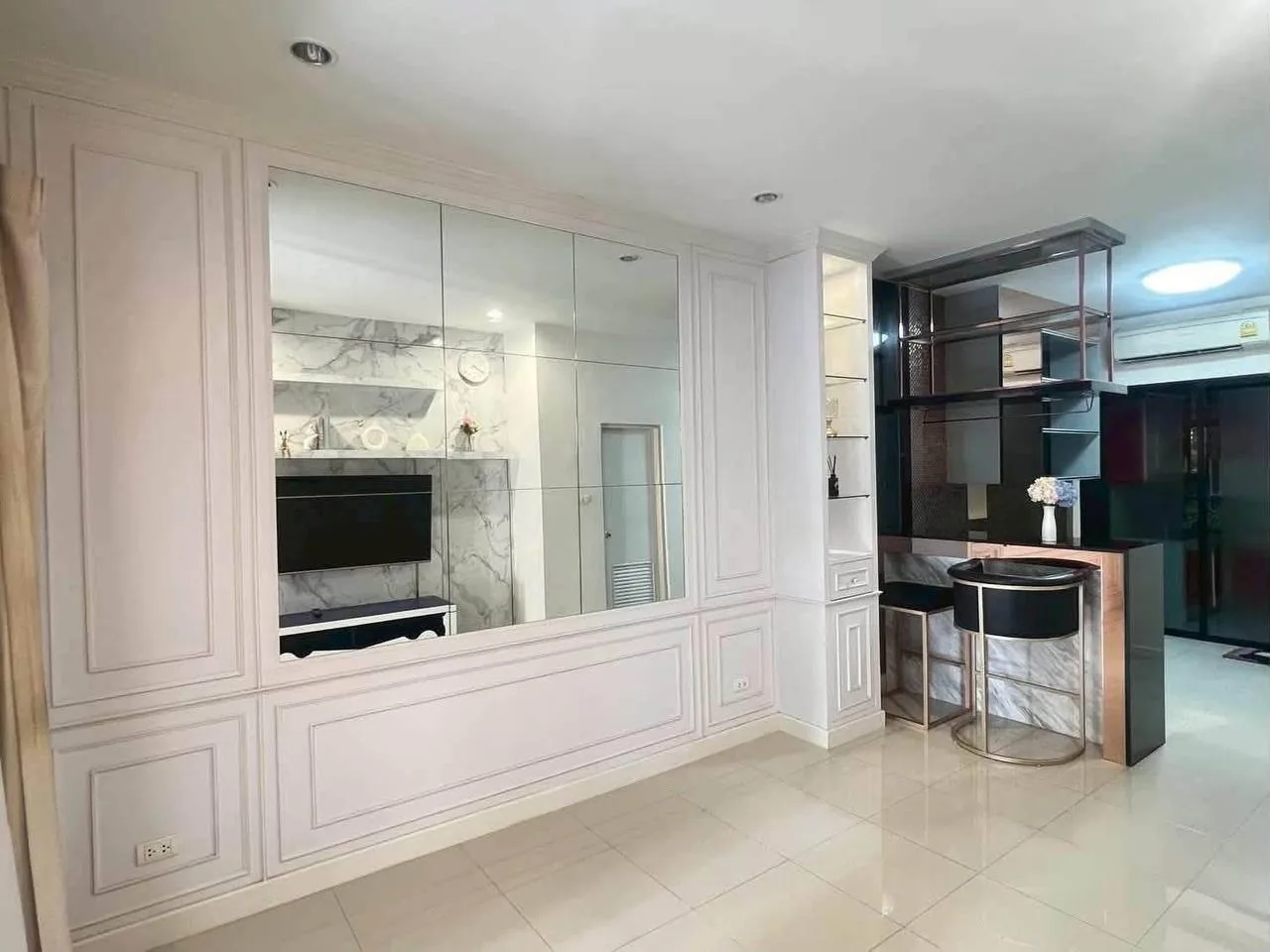 Сдаю: квартира · 3 спальни, Бангкок, 26 000 THB/мес