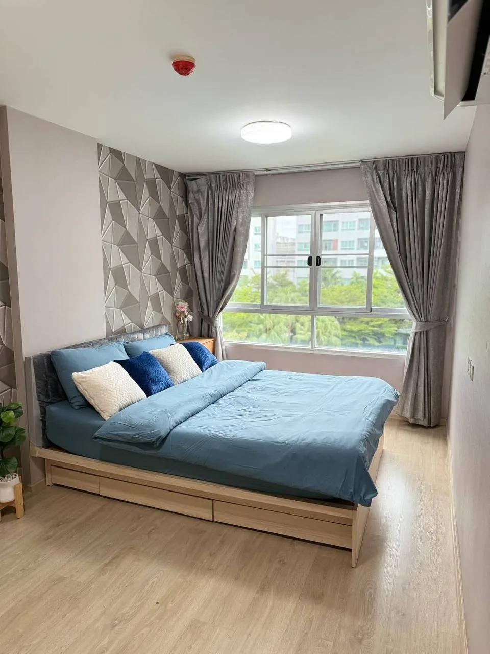 Сдаю: кондо · 1 спальня · 34 м2, Бангкок, Сукхумвит, 14 000 THB/мес