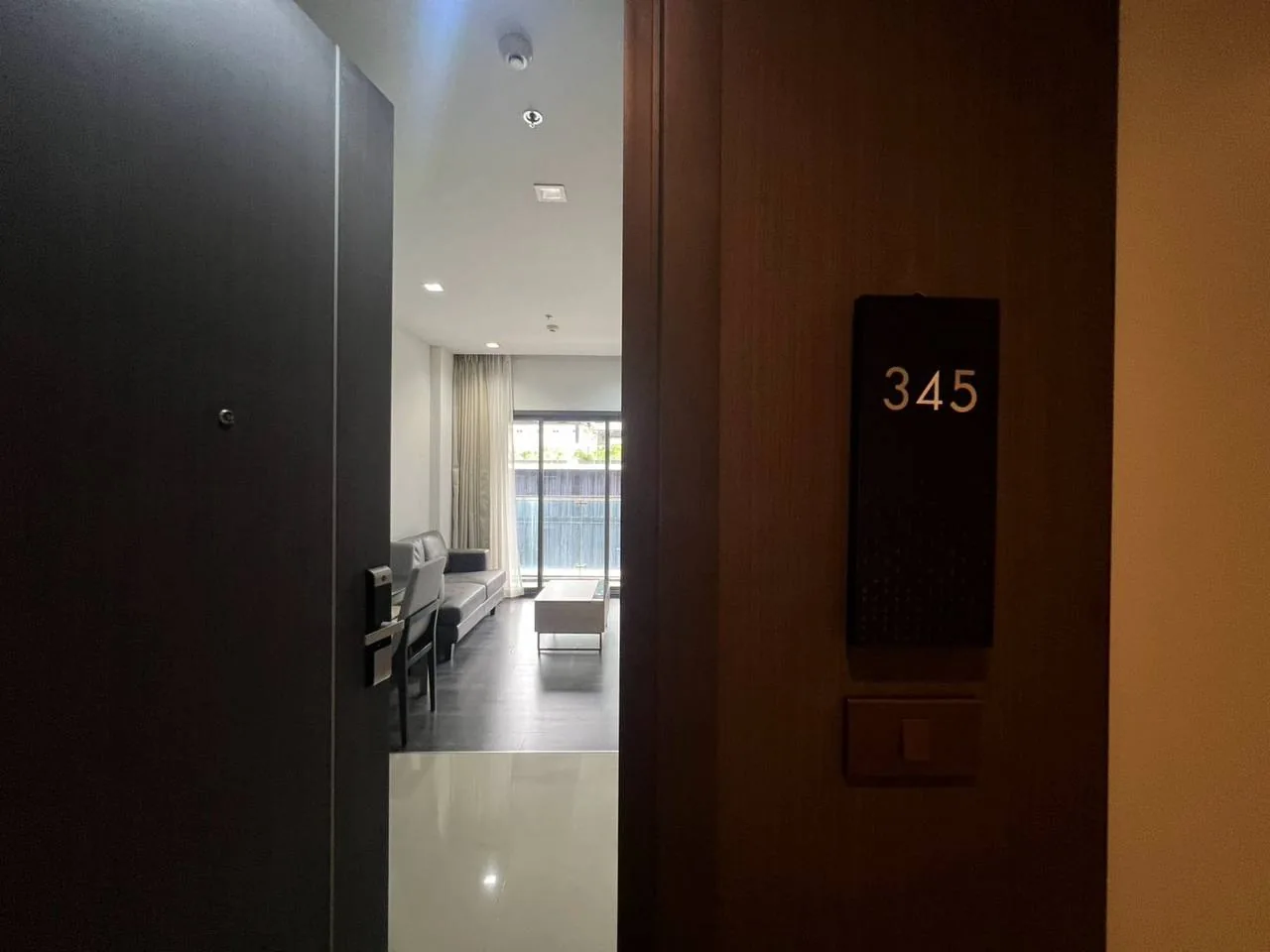 Сдаю: квартира · 1 спальня · 34 м2, Бангкок, Asoke, 20 000 THB/мес