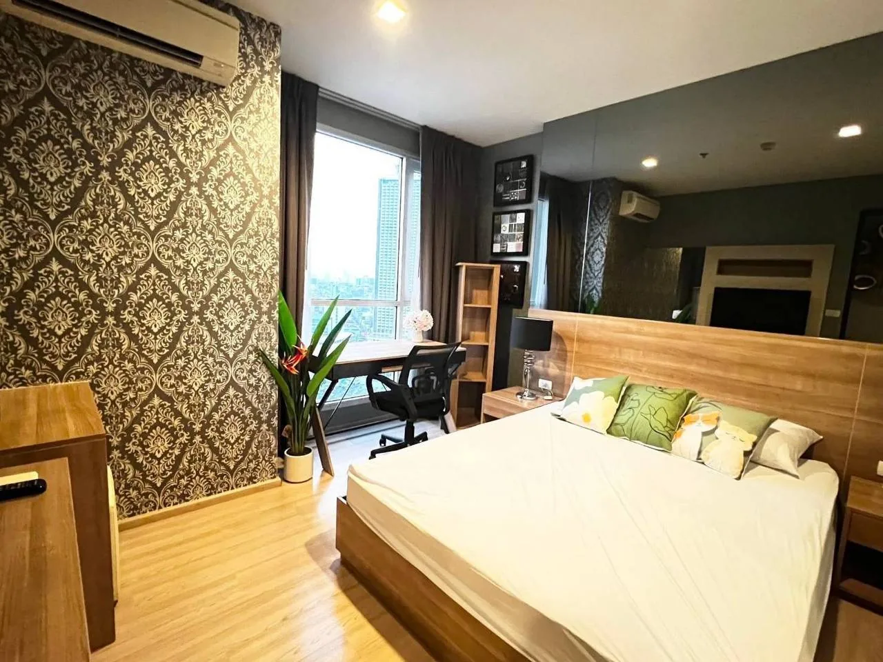 Фото объявления: квартира · 1 спальня · 45 м2, Бангкок, Sathorn Сдаю: квартира · 1 спальня · 45 м2, Бангкок, Sathorn, 28 000 THB/мес