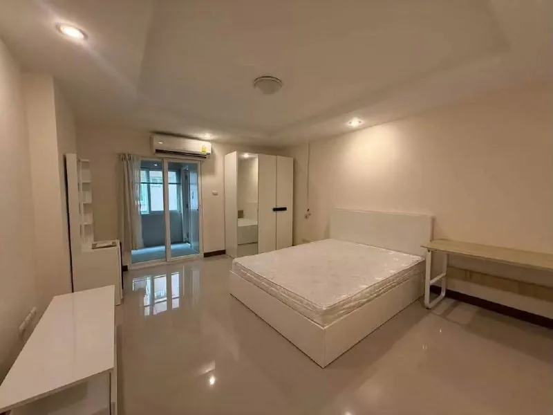 Rental listing photo in Thailand