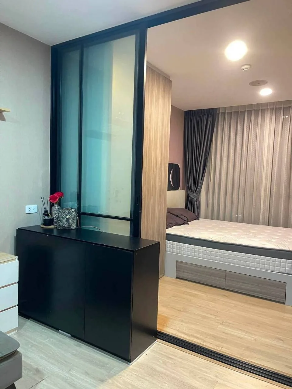 Фото объявления: квартира · 1 спальня · 28.50 м2, Бангкок, Sathorn Сдаю: квартира · 1 спальня · 28.50 м2, Бангкок, Sathorn, 15 000 THB/мес