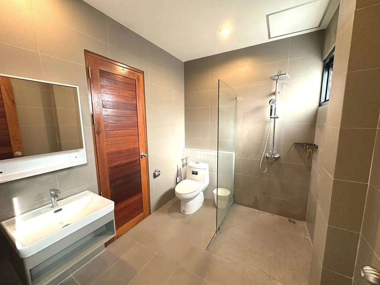Rental listing photo in Thailand Rental listing photo in Thailand