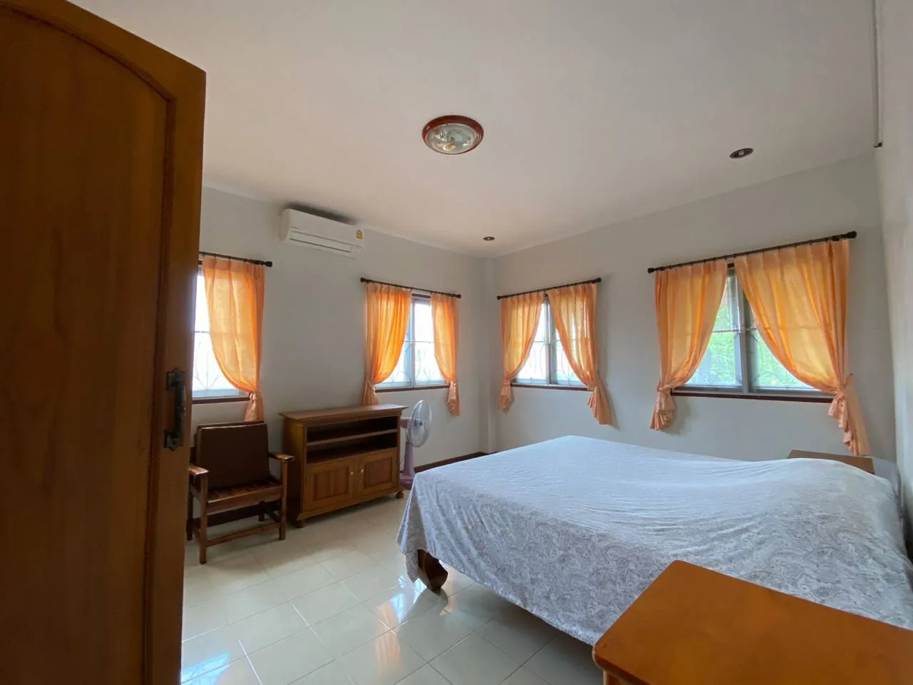 Rental listing photo in Thailand Rental listing photo in Thailand
