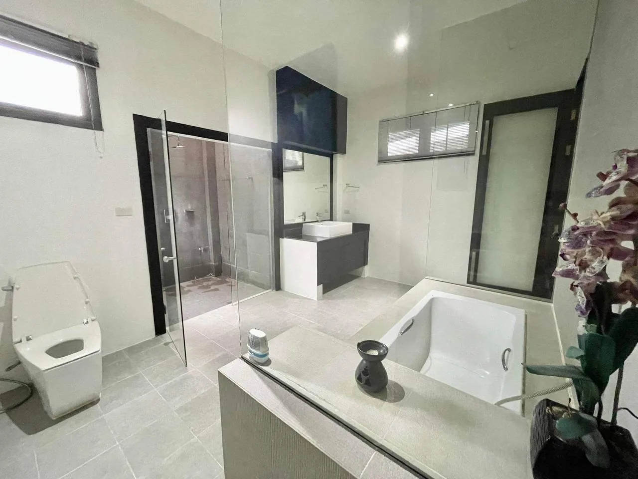 Rental listing photo in Thailand Rental listing photo in Thailand